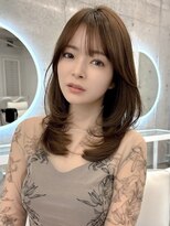 アイヴィー(IVY)&nbsp;透明感カラー　レイヤーカット　オリーブカラー　オージュア