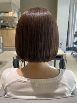 ヨキ(yoki.) ストンとまとまるボブ