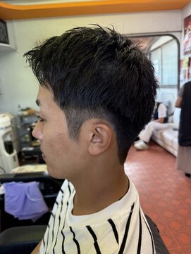 デザミ(Des Amis) 刈り上げショート