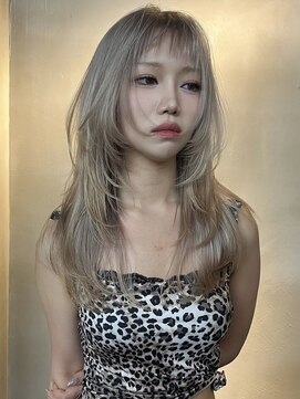 原宿/ウルフカット レイヤー デザインカラー ルーツカラー   