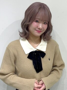 アイウィル(Ai WilL) ピンクミルクティーベージュ ウェーブ ボブ ブリーチ