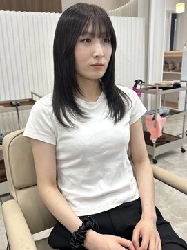 ソモ(SOMO) 【オリーブグレージュ】暗めでも透明感が欲しい方に