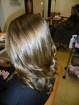 デザインヘアー ピアジェ 橿原店(DESIGN HAIR PIAGET) KIRARA縦横ダブルグラデーションカラー＋カラーケアTRハイセンス