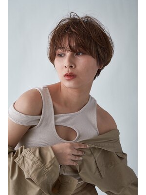 洗練された技術でスタイリッシュな印象に★ショートヘアでも女性らしさが際立つのが好感度大！