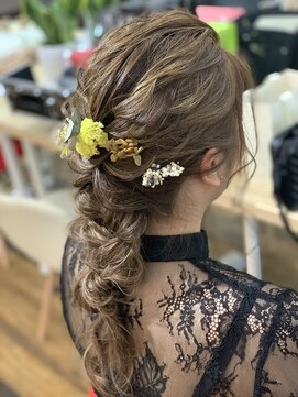 シム テンジン(hair & beaty SIM tenjin) 編みおろし