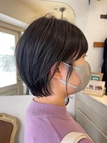 アミュレ(Amule)&nbsp;バッサリイメチェンショートボブ顔まわりシースルーフェザー前髪