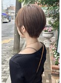 ショートボブ