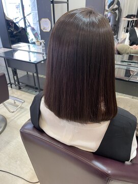 ノーム バイ アウラ(norm. by aura) 《柳田オリジナル地毛風ストレート》