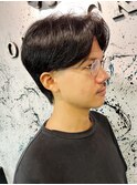 メガネとの相性◎ 前下がりセンターパートウルフ！！前髪パーマ