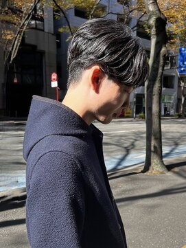 セブンベルベット(7 Velvet) メンズニュアンスパーマセンターパート