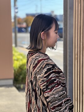 クロエ バイ ラヴィズム 小針店(CLOE by LUVISM) インナーシルバーベージュのBlueブラック