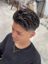 ゴウトゥデイ 渋谷MODI店(GO TODAY)&nbsp;“オールバック風フェード”【大人色気男髪】〈渋谷/メンズ〉