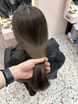 ボタン シブヤ(VOTAN SHIBUYA) 韓国ヘア/艶感カラー/透け感カラー/透明感カラー