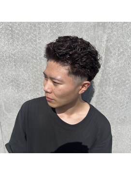 アカヒゲ 新札幌店(AKAHIGE) 宮城リョータ風フェードパーマ
