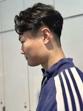 ロンドアンメゾン 原宿(Lond un Maison.) フェザーパーマニュアンスパーマダウンパーマメンズカット