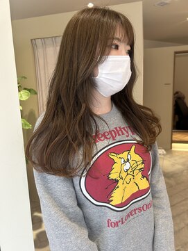 イーズ(ease.) ベージュ/顔まわりカット