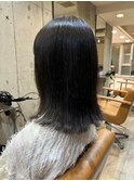 外ハネミディ伸ばしかけ大人可愛い黒髪スタイル