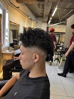 アイズ 海老名(AIZU) スパイキーフェザーショート 海老名メンズパーマ フェード