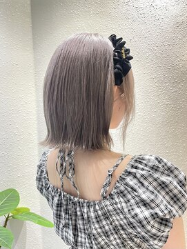 エミス バイ メルト 吉祥寺(emis by melt) 小野/シルバーグレージュブリーチカラーボブ吉祥寺