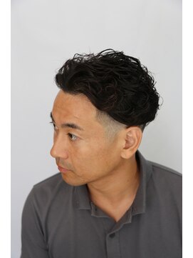 ミディアムラルフカールスタイル