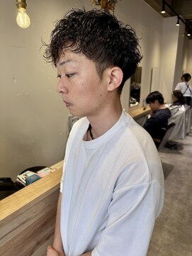 リタ(rita.) ツイストスパイラルパーマ