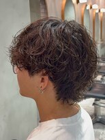 フィフス 渋谷(fifth)&nbsp;渋谷波巻きパーマメンズミディアムシャドウパーマフェザーパーマ