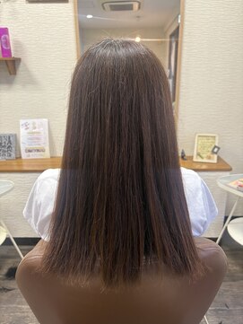 ブローチ(BroocH) サラサラストレート