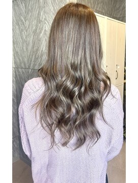 エスカリエ(Escalier) ハイライト×ラベンダー