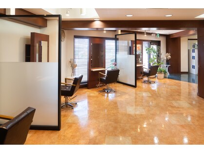 ヘアモーヴ チャンプス 南流山店の写真