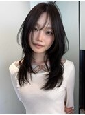 顔周りからナチュラルハッシュカット×赤味消しグレージュカラー