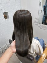 ヘアメイクシエル(Hair Make Ciel)&nbsp;大人っぽく柔らかなオリーブカラー