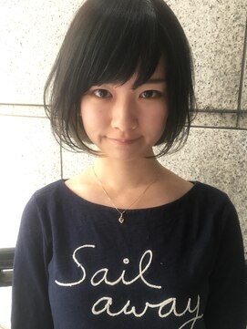 インビテーション(invitation) 光に透ける透明感カラー】ダークグレージュ＆インナーカラー