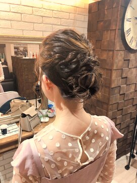 フラミューム 恵比寿(flammeum) ふじゆきアレンジ ローシニヨン風アレンジ