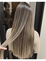 アライブ キチジョウジ(ALIVE Kichijoji)&nbsp;ALIVE吉祥寺 夏のイメチェンバレイヤージュフォギーベージュ