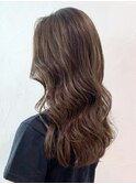 グレージュハイライト_くびれヘアビタミンカラー_ba356581