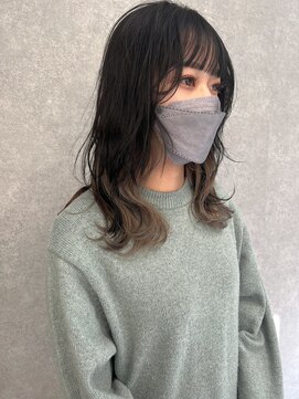 デイジー(Daisy) 天神/大名/インナーカラーベージュ/セクションカラー