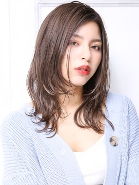 クラッチ ユニ(CLUTCH uni) 大人可愛い20代30代40代小顔 セクシーミディ E2