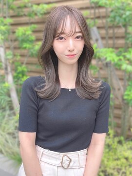 ミラリー トウキョウ(Mirareee Tokyo) 20代30代40代◎韓国ヘアー顔周りレイヤー青髪似合わせカットロブ