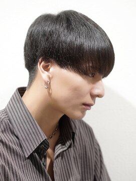 アルファ 新宿(alpha) サーフカール/ 刈り上げセンターパート/ブルーブラック[新宿駅]