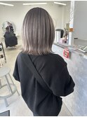 ボブ×シルバーカラー