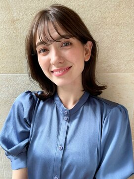 ビュートリアム265(BEAUTRIUM 265) ミディアム/くびれレイヤー/レイヤーカット/顔周りカット/銀座