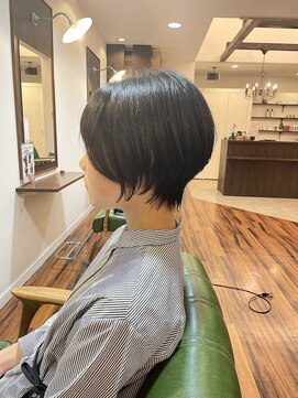 アッドランプ ヘアー 柳津店(add Lamp hair) くびれショート