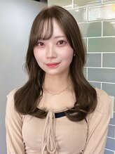 ハウス 表参道(HUIS) ブリーチなしカラーアッシュブラウンくびれレイヤー