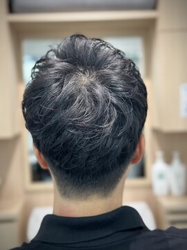 リバティシェアバーバー 銀座(LIBERTY SHARE BARBER) 【冬でもさっぱり】ツーブロックショート