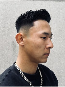 グラッシー(GLASSY) スペインカール/スパイキーショート/フェザーパーマ/：フェード