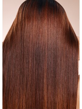 アール 志茂店(R) 艶髪ストレートロングヘア★髪質改善/ 縮毛矯正(30代40代50代)