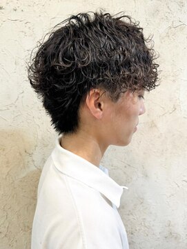フロール(Flor) 【Flor_戸塚】*メンズショート＋フェザーパーマ*