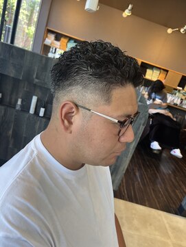 ヘアー ル シェーヌ ワンセカンド(hair le chene 1/2) 極道パーマ/メンズパーマ