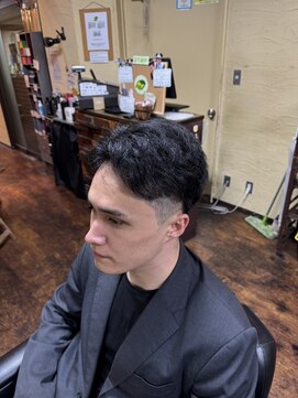 ヘア リーフ(Hair Leaf) ツーブロックスタイル