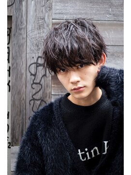 ヴェイン 渋谷(vain) メンズ渋谷アップバング無造作カットパーマ人気k